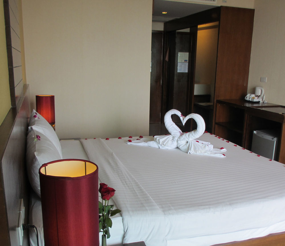 Phuket Pgs Hotels Patong מראה חיצוני תמונה